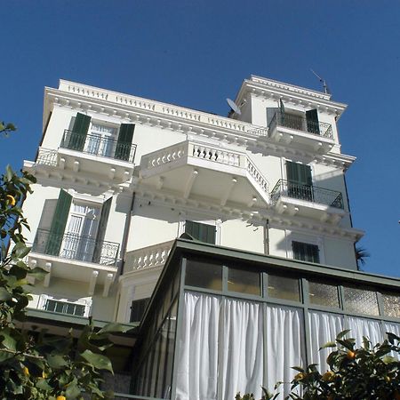 Villa Virginia Бордихера Екстериор снимка
